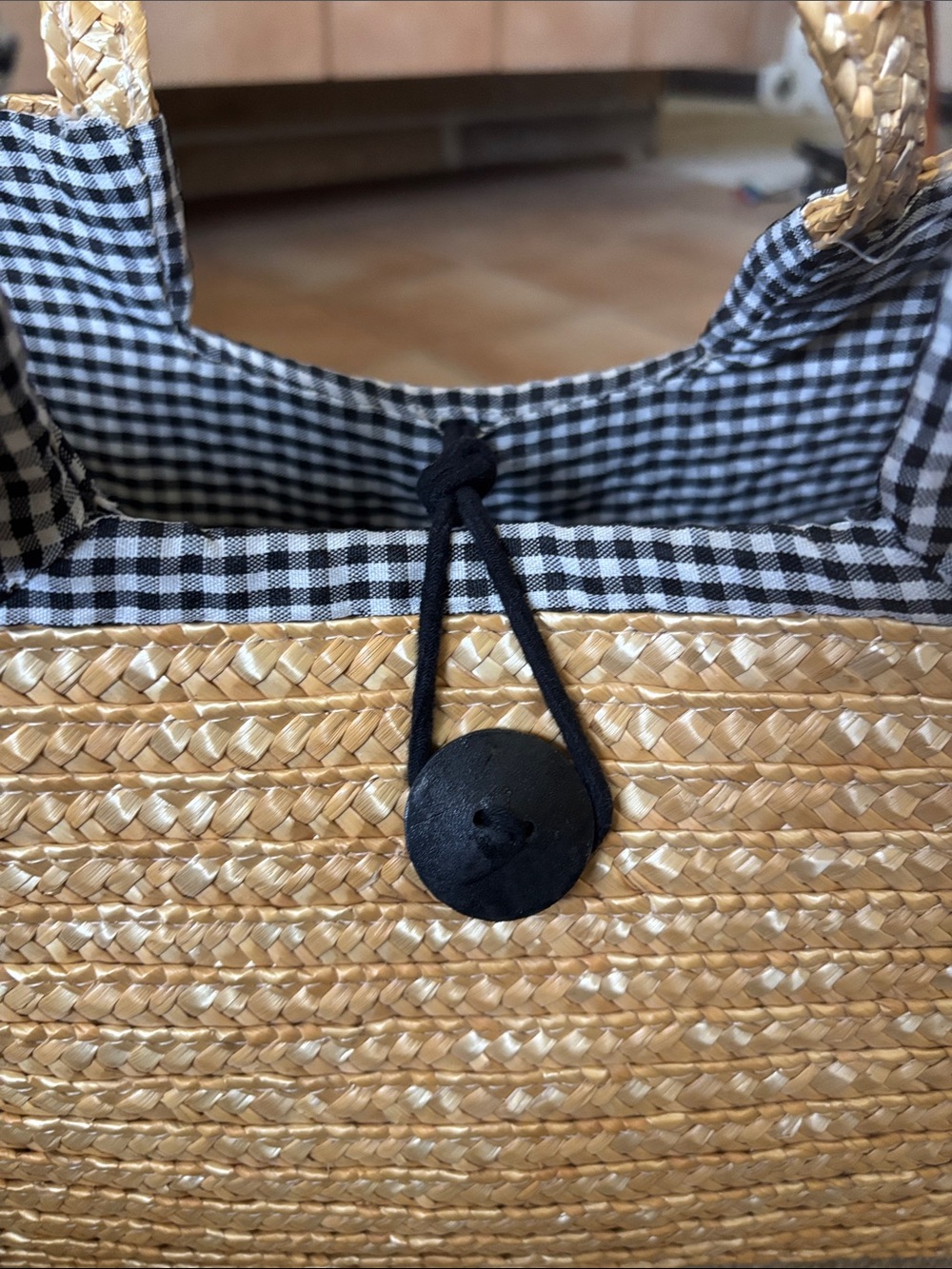 Vintage Woven Straw Tote Bag with Gingham Bow Accents - Picture 6 of 8